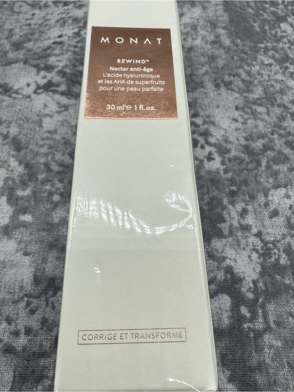 MONAT Rewind Anti-Age Nectar - White with Rose Gold Accents